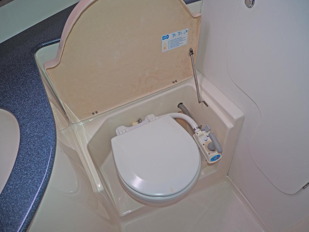 Salon, H&eacute;bergements